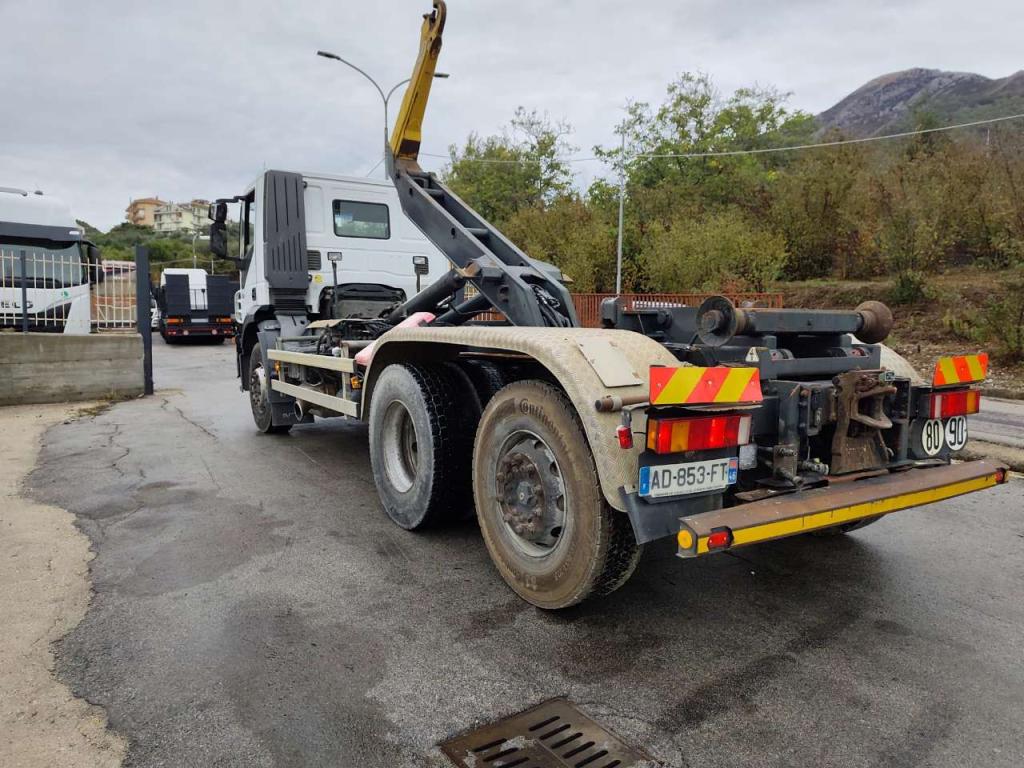 Iveco STRALIS 260S45 Photo 15