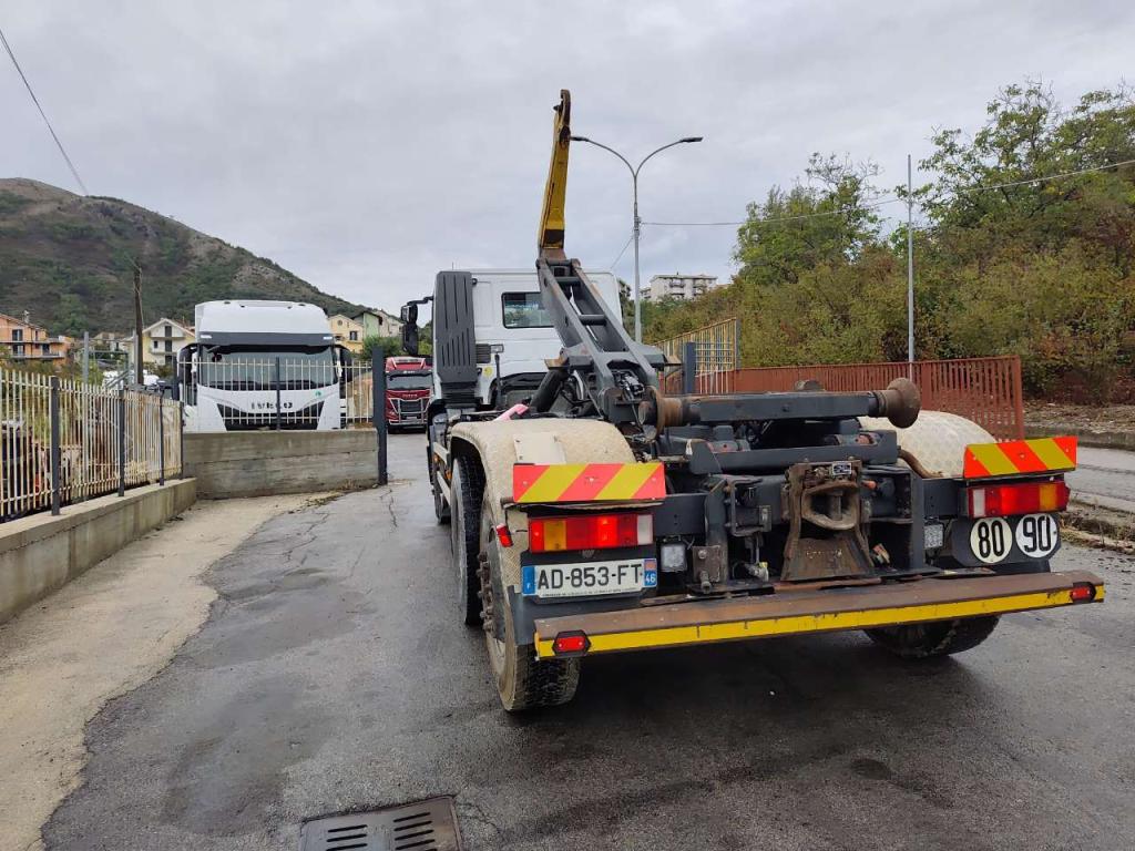 Iveco STRALIS 260S45 Photo 16