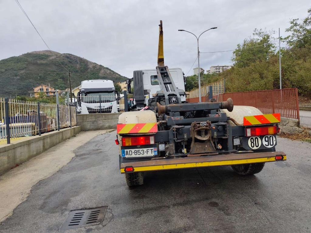 Iveco STRALIS 260S45 Photo 17