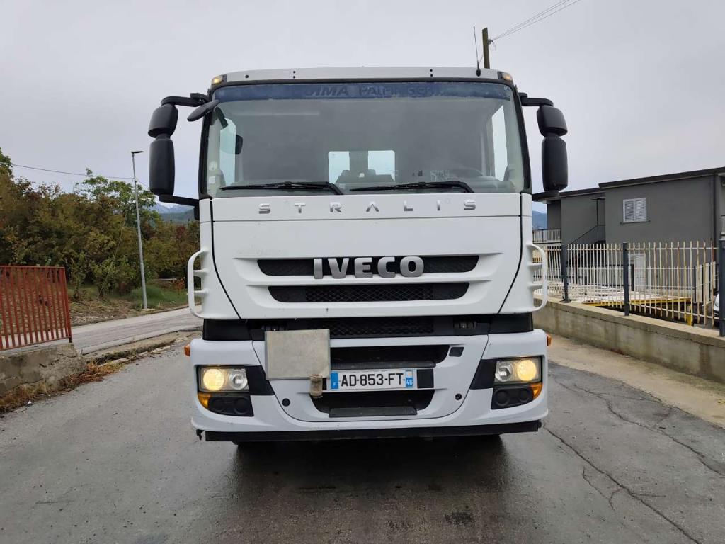 Iveco STRALIS 260S45 Photo 28