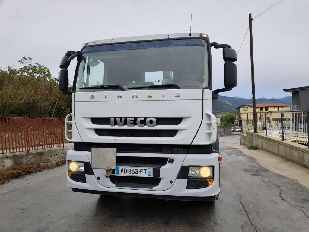 Iveco STRALIS 260S45 Photo 29