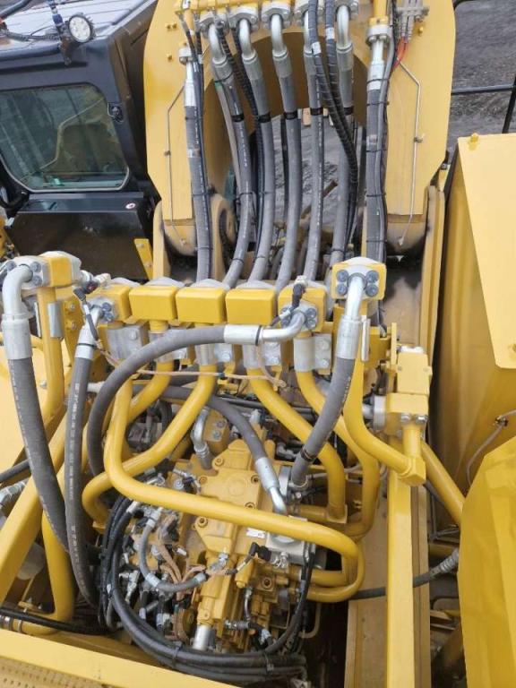 Caterpillar 395 Photo 15