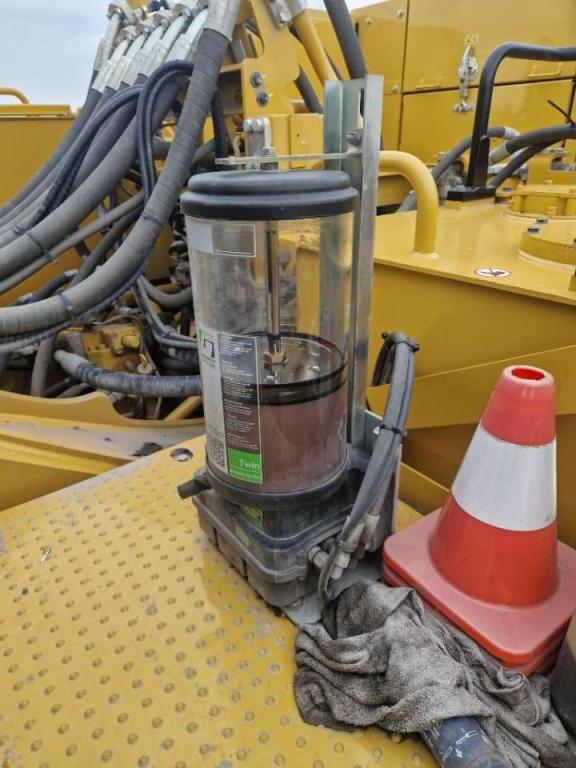 Caterpillar 395 Photo 16