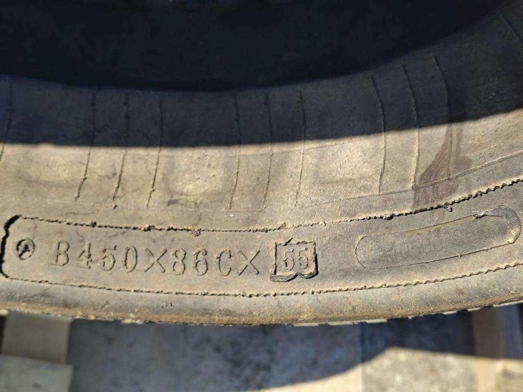 B450*86FB*55 Chenille caoutchouc pour Bobcat T 770 Photo 5