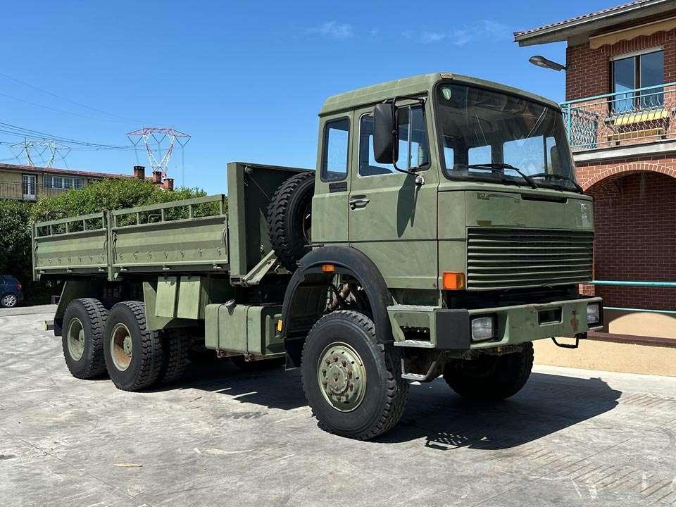 Iveco 260-35 6x6 Photo 21