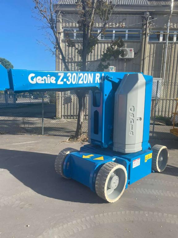 Genie Z30/20N RJ Photo 9