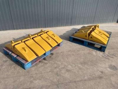 Caterpillar 365 / 374 / 385 / 390 Tips en vente par Smitma B.V.