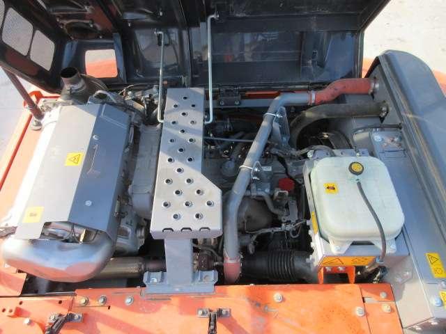 Hitachi ZX210 LC-6 Photo 17