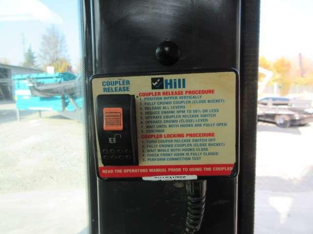 Hitachi ZX210 LC-6 Photo 23