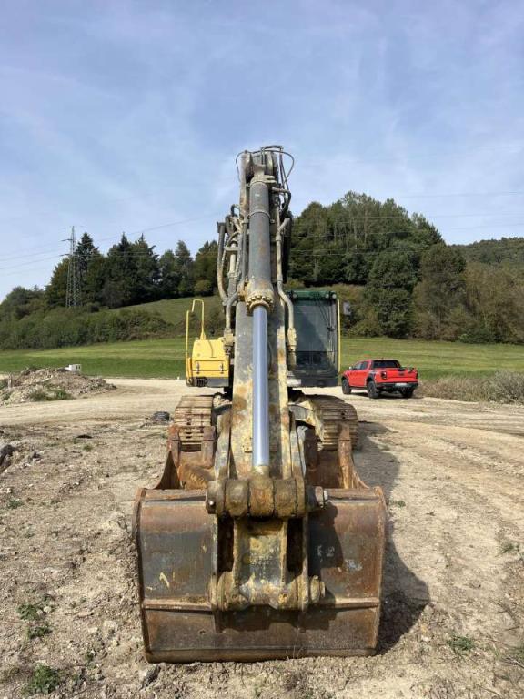 Volvo EC240CL Photo 12