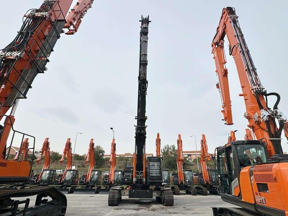 Hitachi KMC380S-7 Photo 21