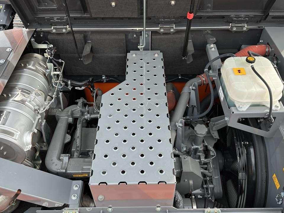 Hitachi KMC380S-7 Photo 8