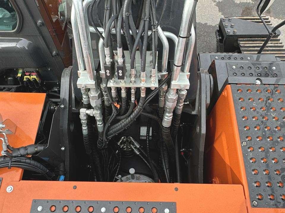 Hitachi KMC380S-7 Photo 9