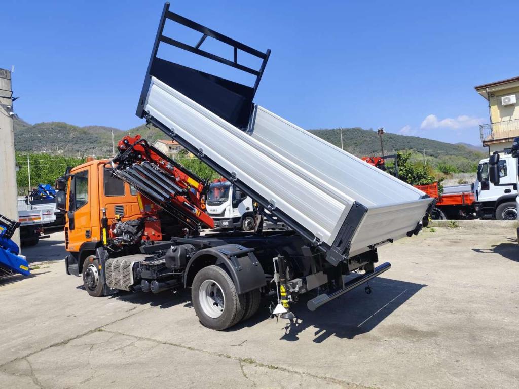 Iveco EUROCARGO 120-190L Photo 19