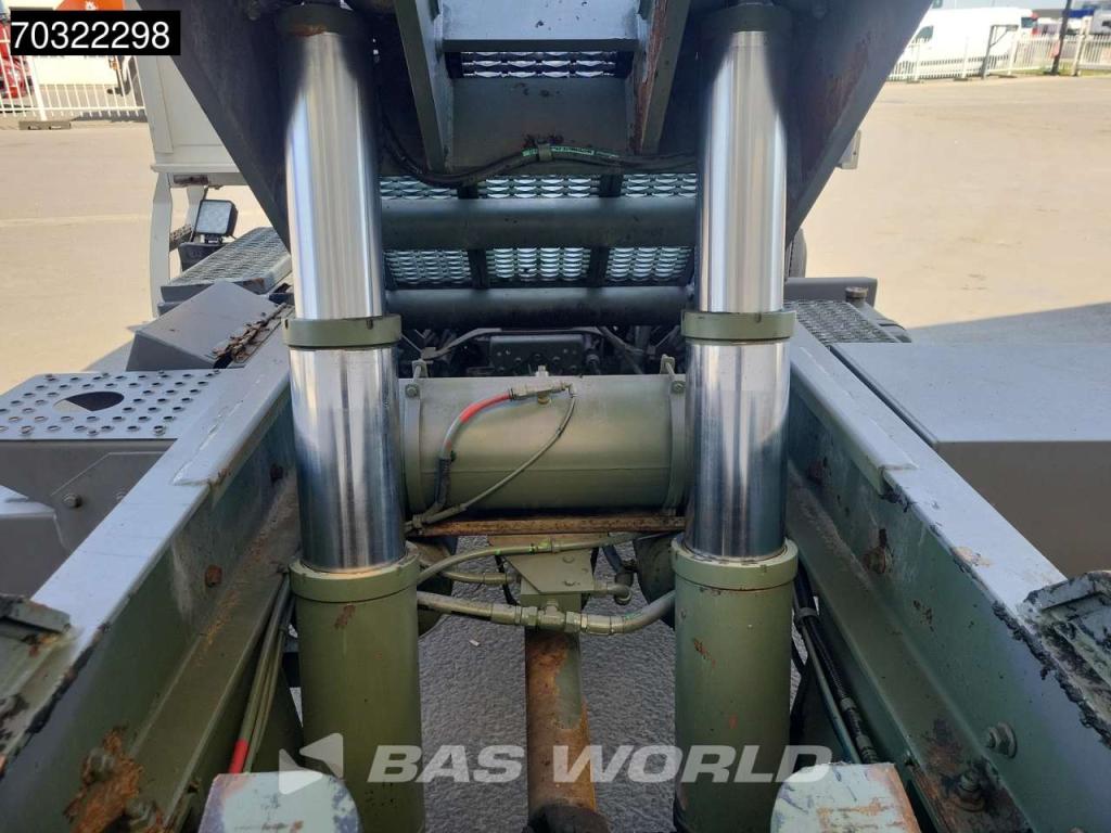 CCC CENTAUR II Centaur II 4X2 Low Hours!! CAT Engine Photo 13