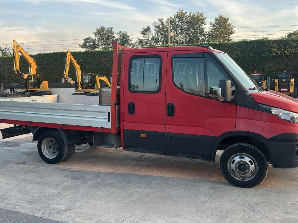 Iveco Daily 35-120 Photo 9