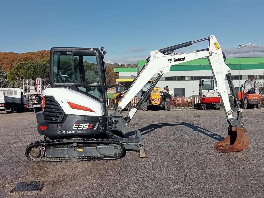 Bobcat E35Z Photo 2