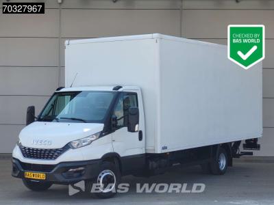 Iveco Daily 72C18 3.0L Automaat Bakwagen 1000KG Laadklep Luchtvering 180PK Dubbellucht Airco Cruise D'Hol en vente par BAS World B.V.