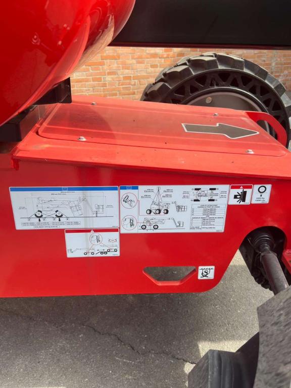 Manitou 200 ATJ Photo 22