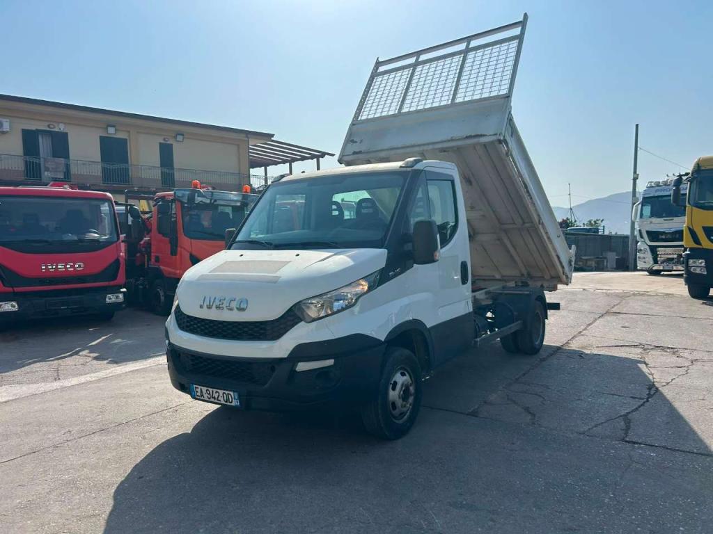 Iveco DAILY 35-110 Photo 4