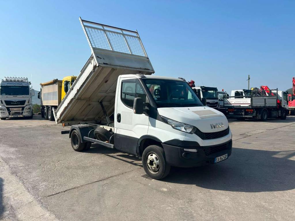 Iveco DAILY 35-110 Photo 8