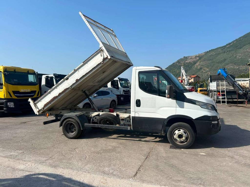Iveco DAILY 35-110 Photo 9