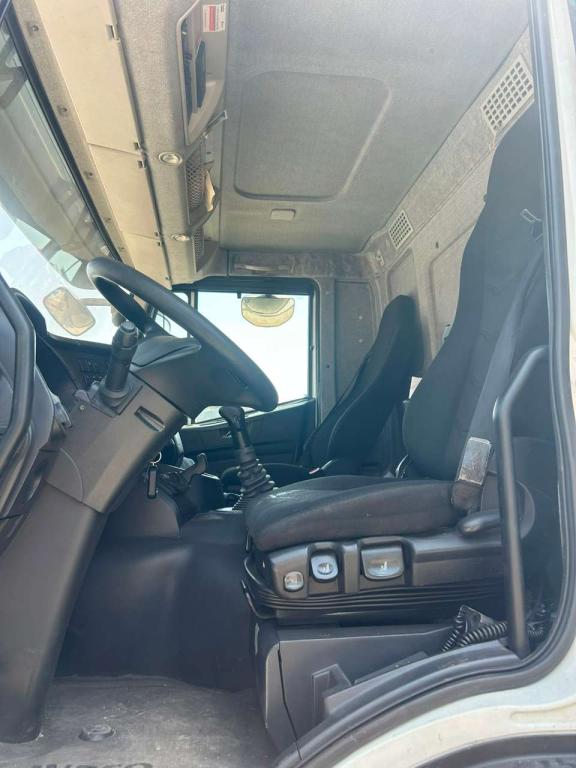 Iveco STRALIS AD 260S31 XP Photo 18