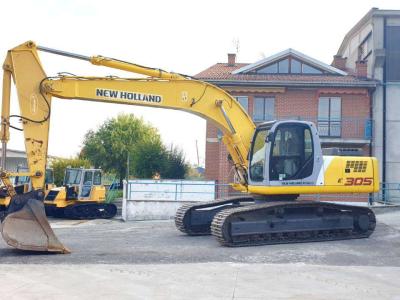 New Holland E305 en vente par Massucco T. Srl