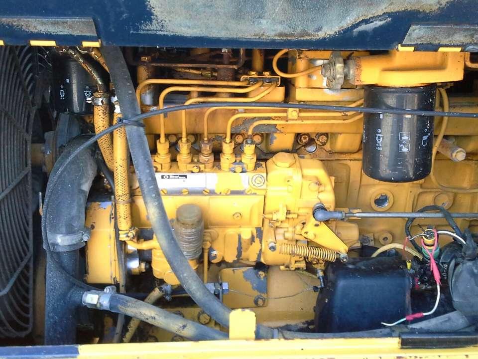 Komatsu WA180 Photo 6