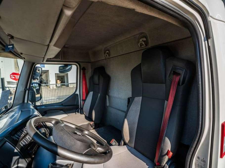 Renault D 16 WIDE 250 DXI DHOLLANDIA Photo 15