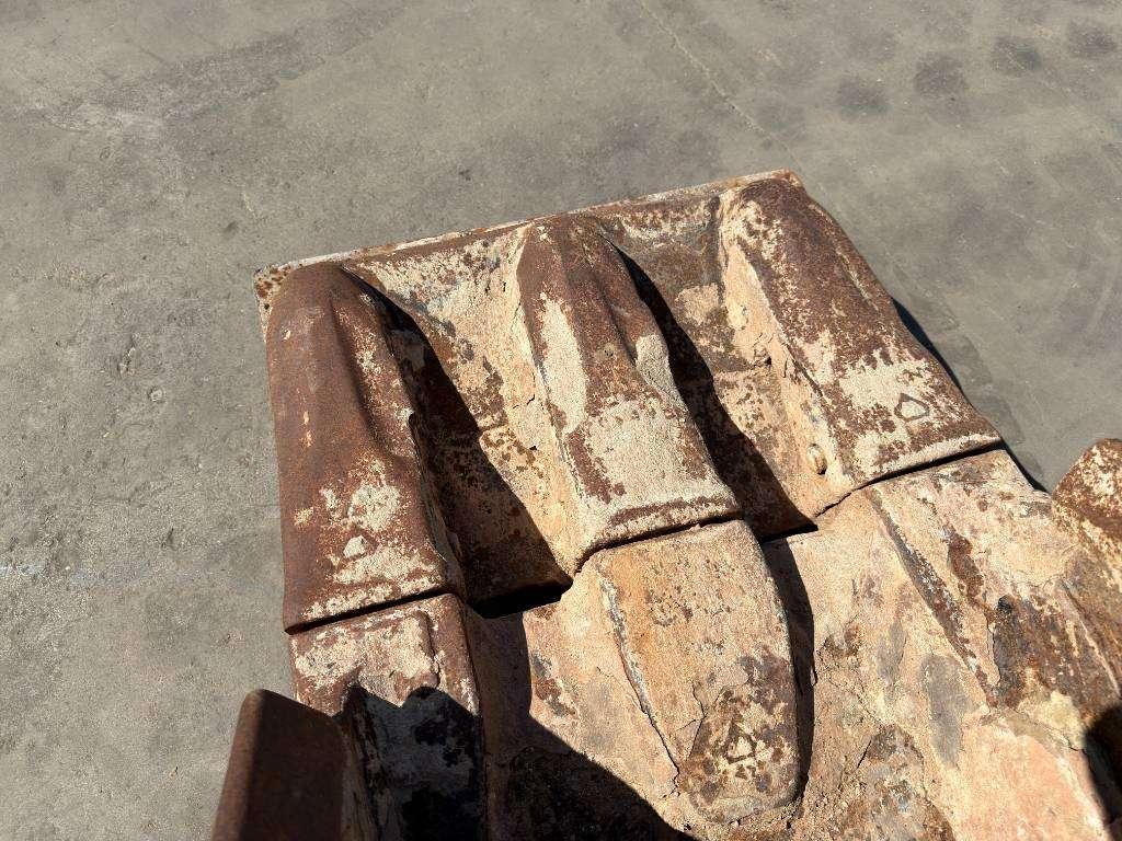 Miller EC290 / EC300 Geith Photo 10