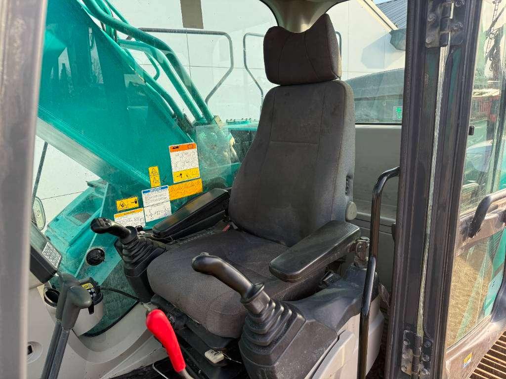Kobelco SK350LC-9 - Hammer Lines / Quick Coupler Photo 8