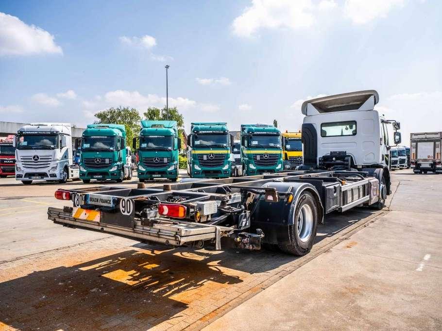 Renault D WIDE 380 DXI Photo 5