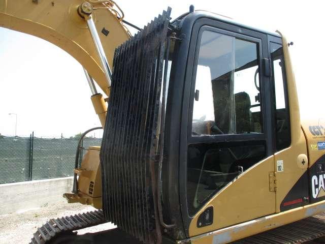 Caterpillar 311CU Photo 15