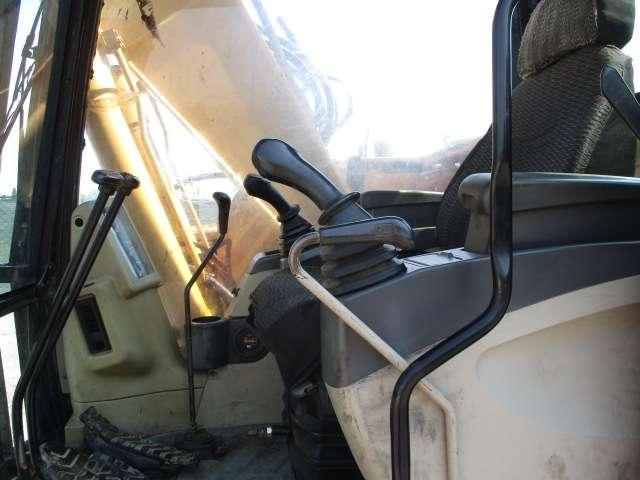 Caterpillar 311CU Photo 17