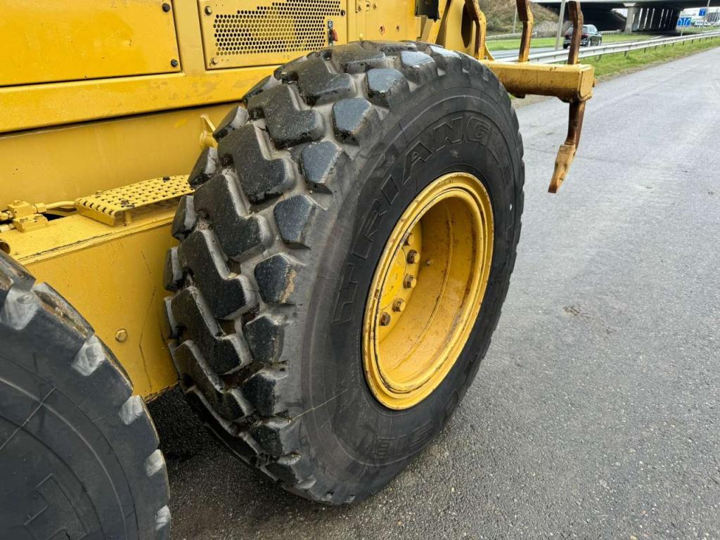 Caterpillar 140M Photo 26
