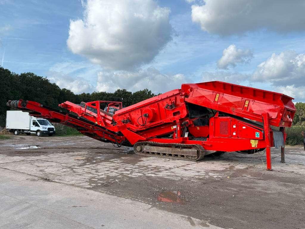 Terex - Finlay 883T - 2 Side Conveyor / Auto Greasing Photo 1