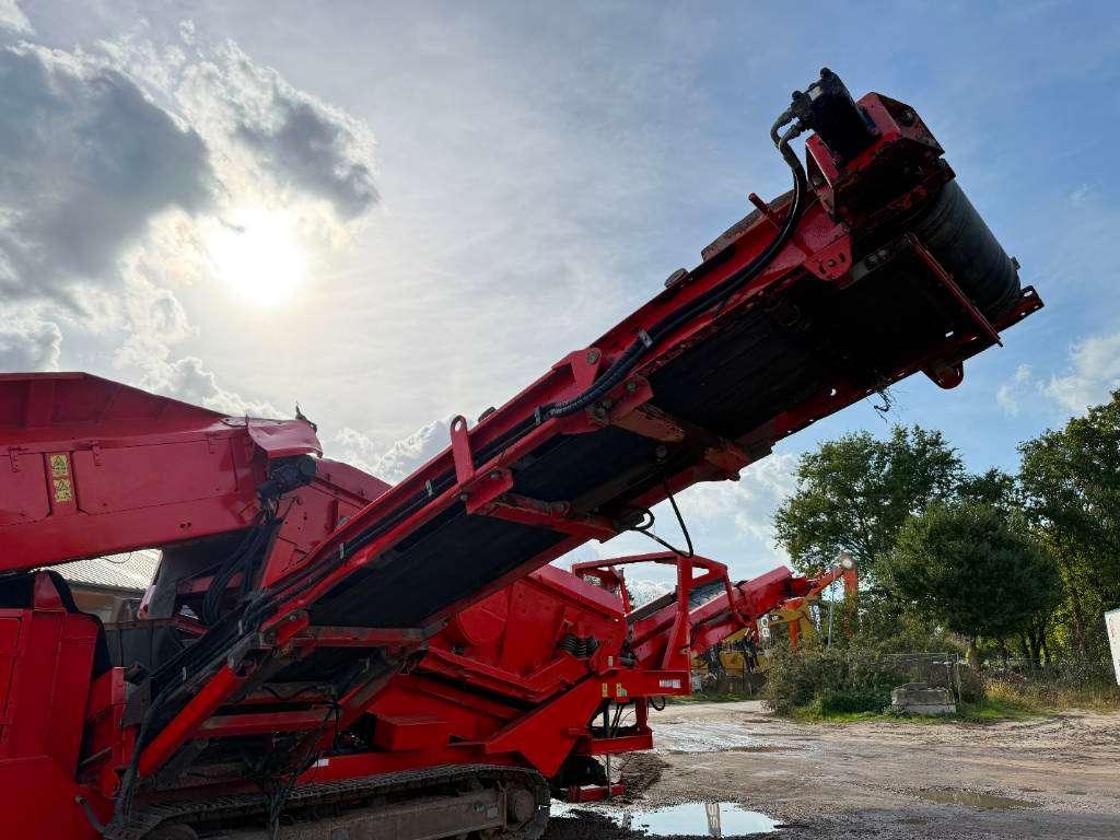 Terex - Finlay 883T - 2 Side Conveyor / Auto Greasing Photo 16