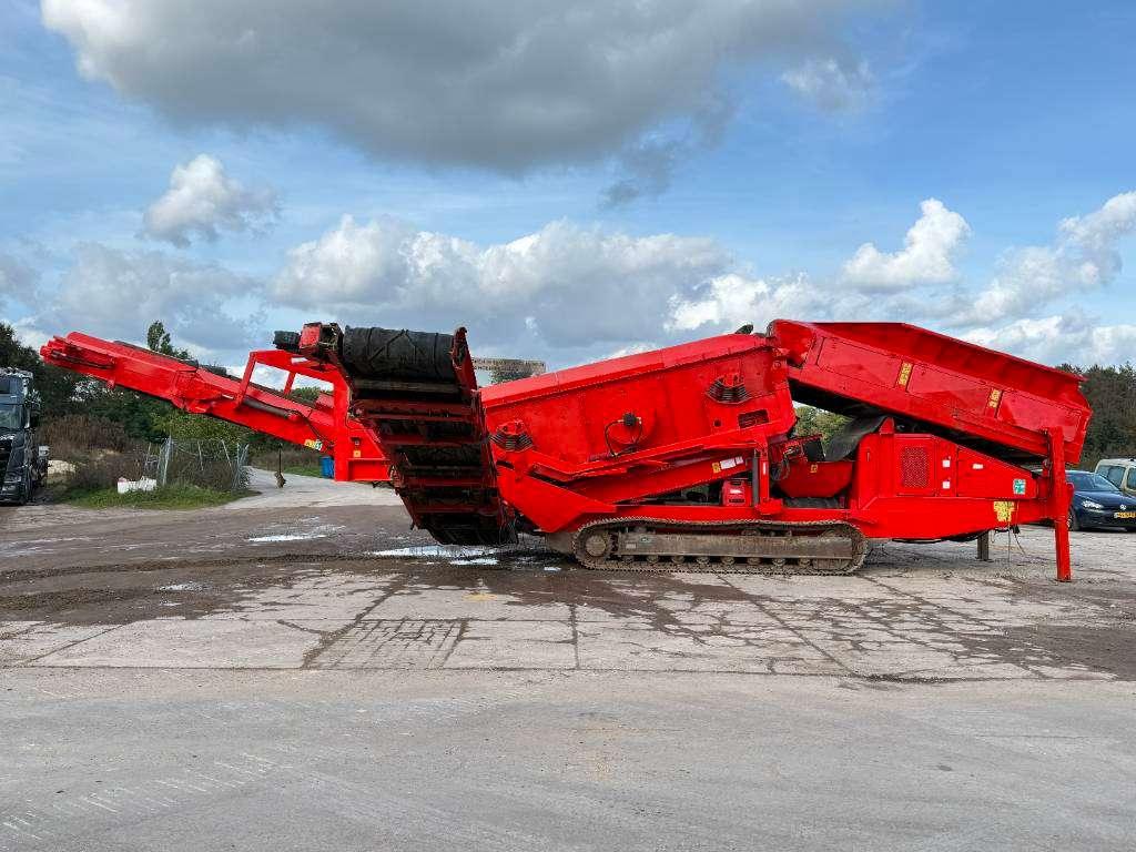 Terex - Finlay 883T - 2 Side Conveyor / Auto Greasing Photo 2