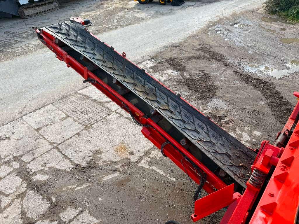 Terex - Finlay 883T - 2 Side Conveyor / Auto Greasing Photo 20