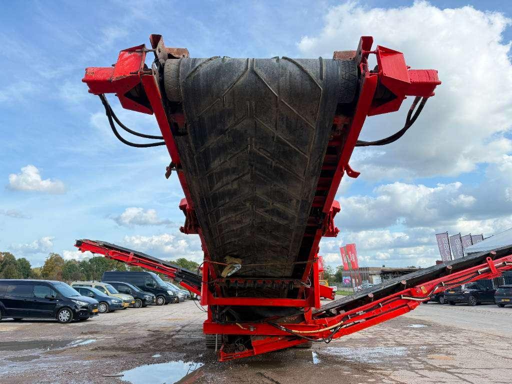 Terex - Finlay 883T - 2 Side Conveyor / Auto Greasing Photo 4