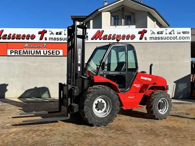 Manitou M50-4 4x4 en vente par Massucco T. Srl