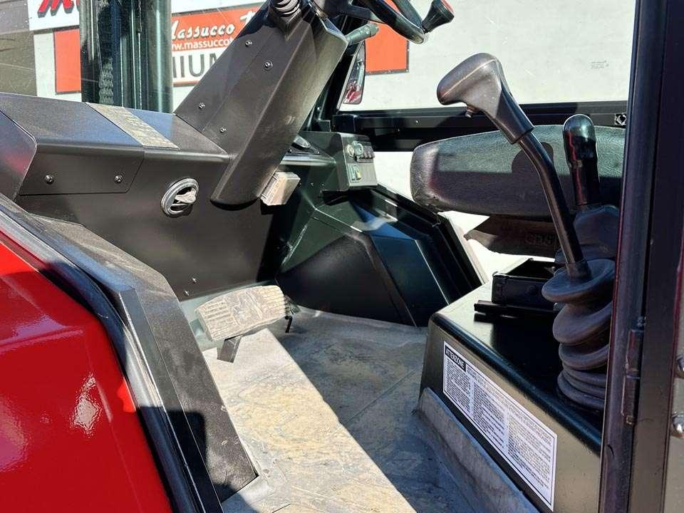 Manitou M50-4 4x4 Photo 15