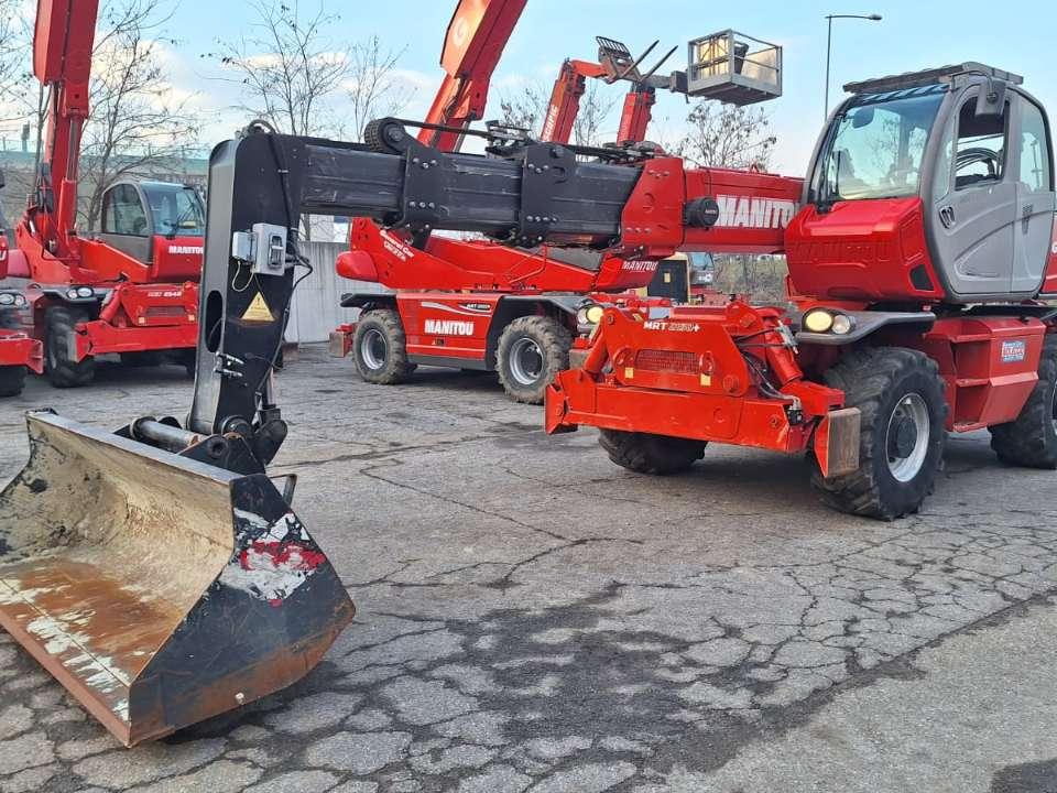 Manitou MRT 2150+ PRIVILEGE Photo 2