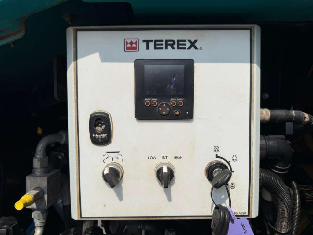 Powerscreen Warrior 1400X Photo 16