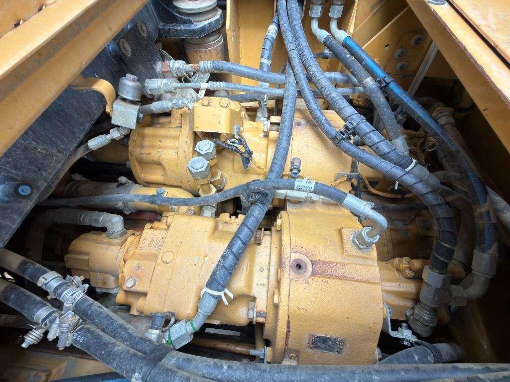 Caterpillar 988K XE Photo 15