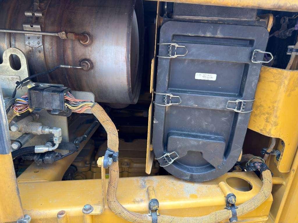 Caterpillar 988K XE Photo 21
