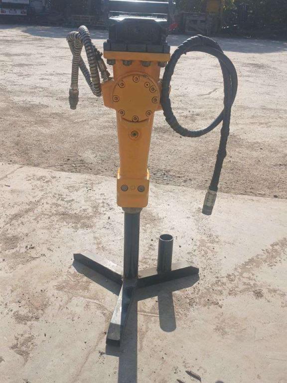 Atlas Copco SB102 Photo 1