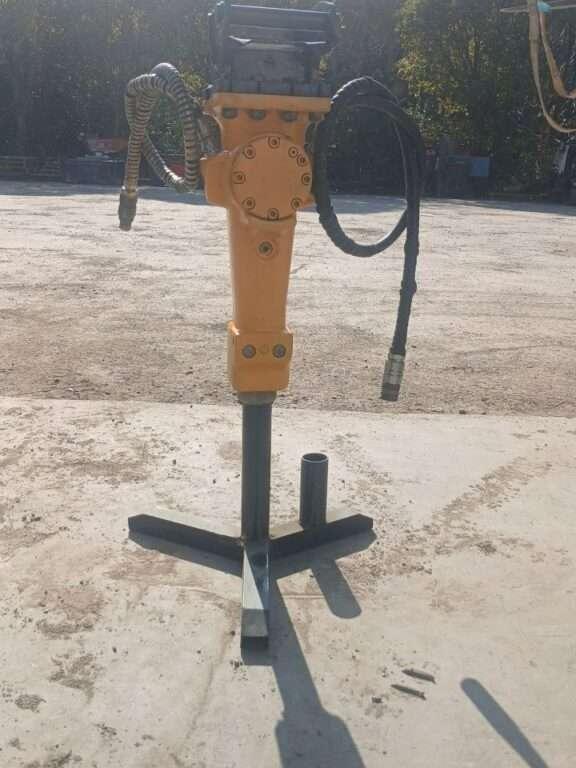 Atlas Copco SB102 Photo 2