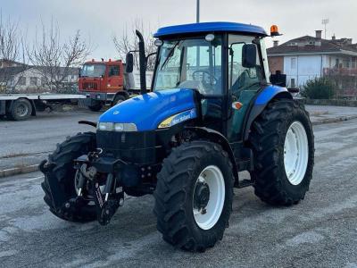 New Holland TD5050 4X4 en vente par Massucco T. Srl